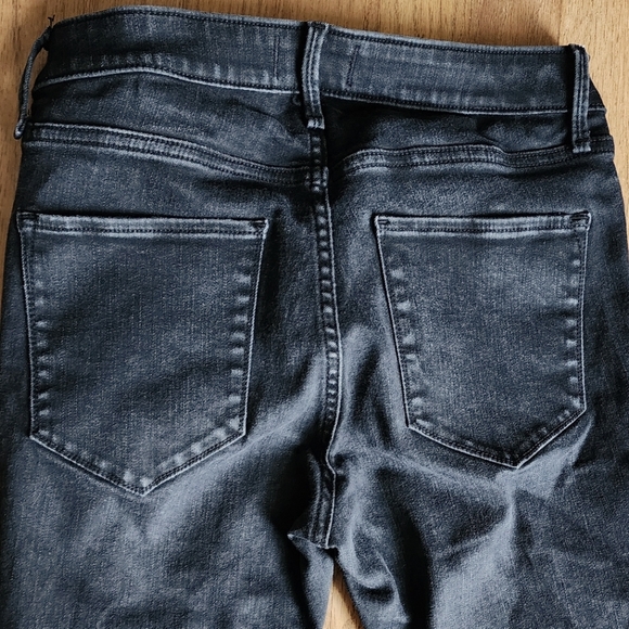 Abercrombie & Fitch Harper low rise frayed ankle jean size 28 - Picture 8 of 12